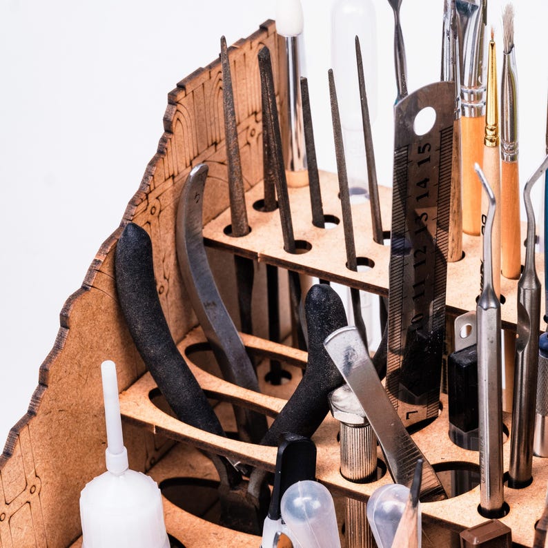 Tool Rack & Paintbrush Stand — Brush Holder & Hobby Tool Organizer
